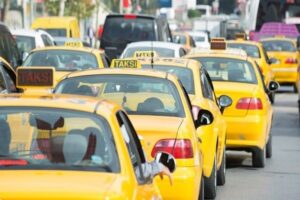 بدالة تكاسي لخدمة الجميع
