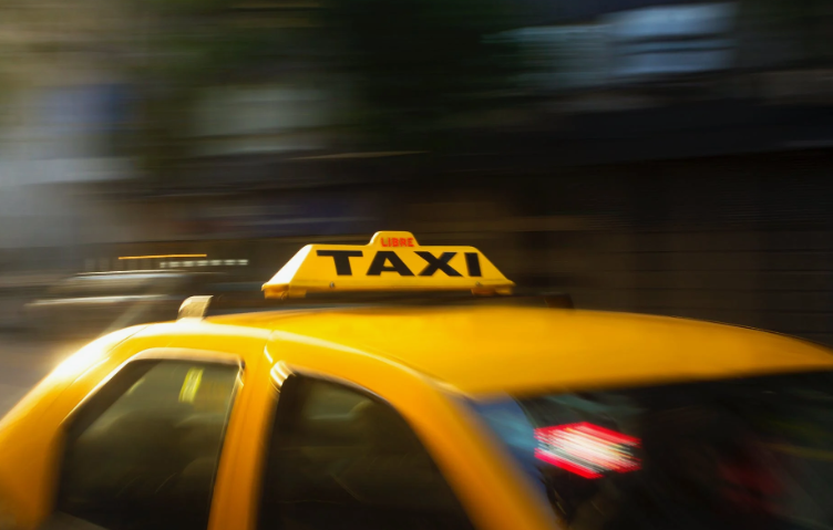 تاكسي اجرة سريع ومريح